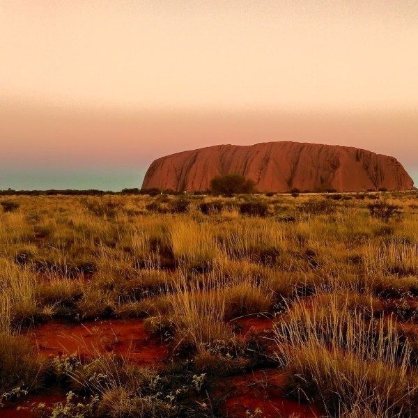 australia-tramonto-uluru