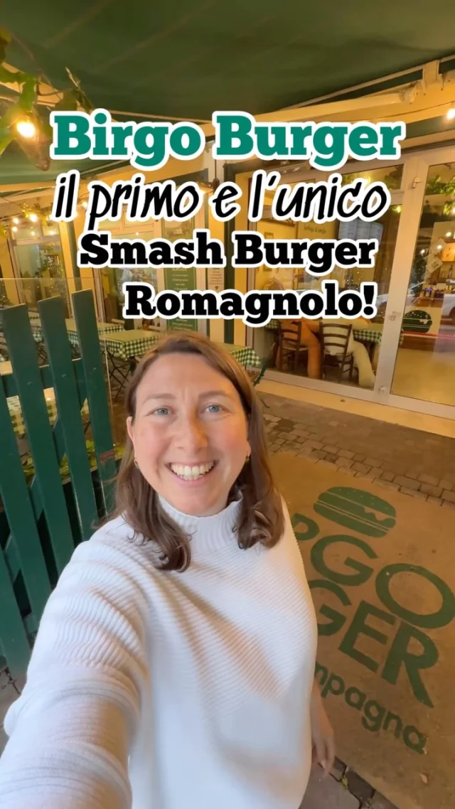 Smash Burger Romagnolo 🍔da Birgo Burger! . 😋 Carni di Fattoria Fontetto, salse biologiche e birra fatta da un contadino Romagnolo. Non c’è niente di più tipico di uno Smash di Birgo Burger, da gustare a San Vito, dove ha aperto nel 2013 o a Rimini dove Birgo è arrivato nel 2021, in 📍Via Coletti 16, zona San Giuliano Mare proprio davanti al Grattacielo. . 👍 Se non hai voglia di spostarti da casa o dalla spiaggia, c’è la consegna in tutta Rimini, arriva fino a Bellaria e fin sotto l’ombrellone! Grazie ai bauletti riscaldati tutto arriva caldo, come appena fatto! Se vuoi vedere il menù, scarica subito la Birgo Burger App e ordina da lì! . ➡️ Ma una novità 2025 c’è, prossimamente Birgo Burger diventa anche senza glutine, per accontentare proprio tutti. . 🌿Oltre allo Smash Burger, in assoluto il più ordinato, c’è anche il Chicken crispy vegetale, senza carne! . 👏I modi per ordinare un ottimo Smash Burger sono tanti e se proprio vuoi fare due passi, puoi anche andare a ritirarlo di persona! . ➡️Che ne dici, conoscevi già Birgo Burger e le sue caratteristiche? Scrivimelo nei commenti! . Smash Burger Rimini Hamburger Dove mangiare a Rimini #rimini #dovemangiarearimini #birgoburger #smash #smashburger #hamburger #senzaglutine #glutenfree #senzaglutinerimini #collaborazione