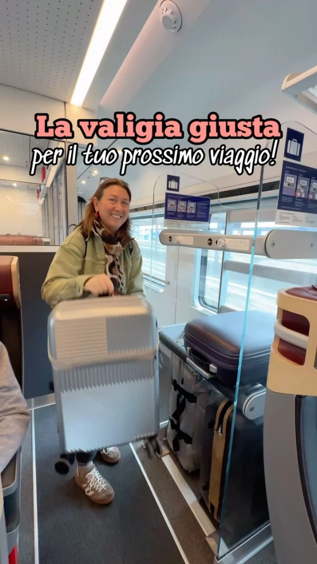 Il tuo prossimo viaggio ✈️ inizia da una buona valigia! Ti presento quella che ho usato nel mio ultimo viaggio in treno! . Se prevedi un’estate di viaggi, ho la valigia che fa per te ☺️ ecco le caratteristiche! ➡️ porta usb ➡️ lucchetto ➡️ scompartimento per il computer ➡️ combinazione di sicurezza ➡️ maxi capacità ➡️ perfetta come bagaglio a mano ➡️ porta bicchiere laterale ➡️ ruote scorrevoli e silenziose ➡️ buona capacità interna . Io l’ho provata nel mio ultimo viaggio in treno a Monaco di Baviera, e si è rivelata molto comoda. Se vuoi averla anche tu, puoi accedere all’app di Temu attraverso il mio link in bio e utilizzando il codice sconto dxj5693 👈 ‼️ Link per accedere allo sconto in bio! . 🔍 I nuovi utenti possono acquistare questa valigia a 0€ (prezzo originale: 29.73€) - solo per nuovi utenti dell’app con ordini idonei. . ‼️Quali sono i vantaggi della piattaforma TEMU? Spedizione gratuita, 90 giorni per resi e cambi, ottimo rapporto qualità-prezzo. . #Temu #adv #temuhaul #viral #fypage #trending #trolley #valigia #viaggio #valigiapronta #travel