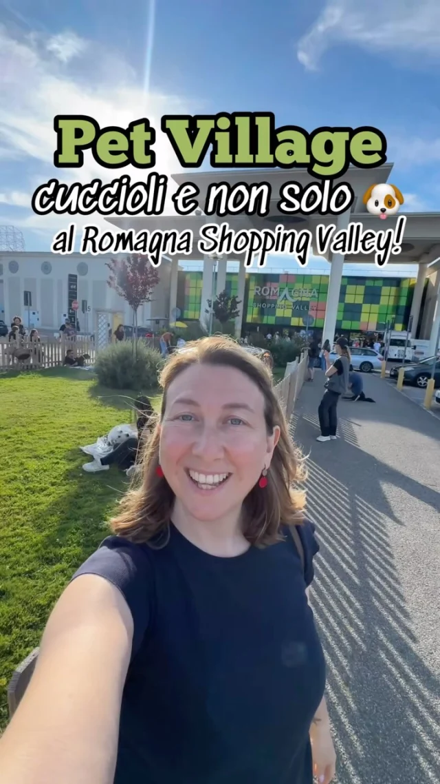 Pet Village 🐶 al Romagna Shopping Valley! 📌dal 31 maggio e 1 giugno dalle 16.30 . ❤️ Non solo padroni, ma compagni di gioco, addestratori e amici fedeli. . ➡️ Al Romagna Shopping Valley torna il Pet Village dove i protagonisti sono i cani tutti, grandi e piccoli, con i loro caratteri e le loro caratteristiche, anche gli umani, perché qui possono imparare di più sul mondo cinofilo. . 🤩 Una festa che coinvolge tutti, anche chi cani non ne ha, ma ci sta pensando. Tutti sono i benvenuti e il momento clou è la sfilata all’interno del Romagna Shopping Valley sotto lo sguardo stupito e intenerito dei passanti. . ☺️ Pet Village è molto più di un evento: è uno spazio di incontro, solidarietà e scoperta del benessre animale e della convivenza responsabile. . 👍 Parteciperai anche tu a questa edizione? Dimmelo nei commenti! #adv #romagnashoppingvalley #petvillage #eventi #riminieventi #romagnaeventi #romagna #pet #puppy #cuccioli #addestramento #agility